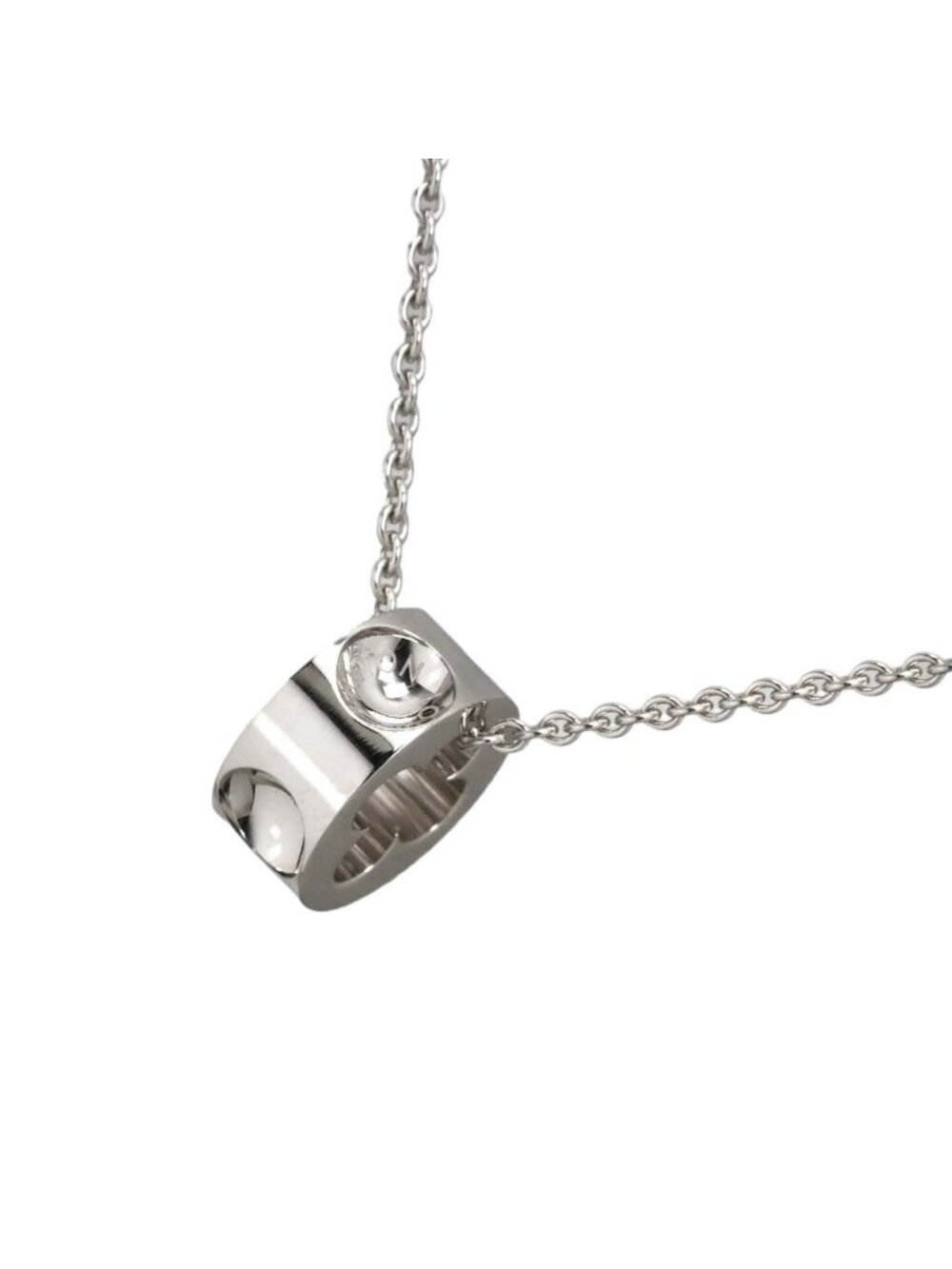 Louis Vuitton Pendentif Empreinte Necklace 40 18k White Gold